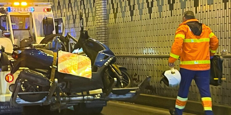 nuevo accidente de tráfico en el punto negro del túnel de Beiramar de Vigo