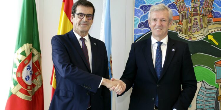 Rueda traslada al alcalde de Oporto la apuesta de la Xunta por avanzar en las conexiones ferroviarias con Portugal
