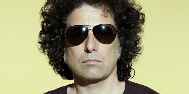 Tercer concierto confirmado en Castrelos para 2023: Andrés Calamaro actuará este verano en Vigo