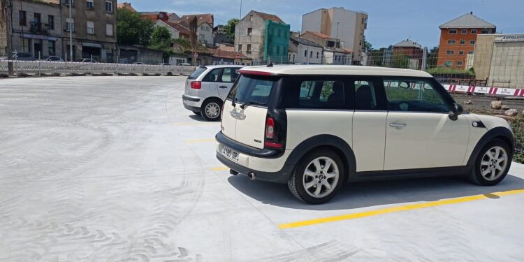 La Xunta habilita un aparcamiento provisional en Teis