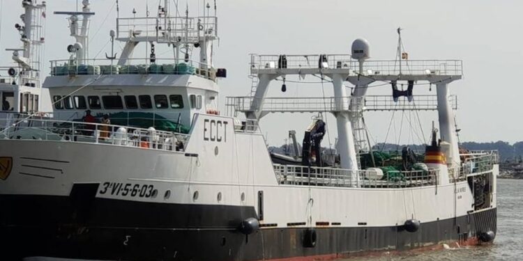 Fallece en Terranova un marinero a bordo del ‘Villa Nores’, propiedad de la armadora del ‘Villa de Pitanxo’