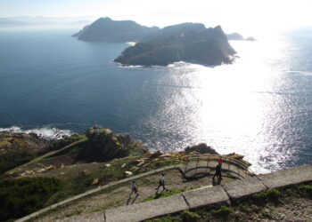 Agotadas todas las plazas para viajar a Cíes este fin de semana y el festivo del 1 de mayo