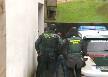 Afronta 17 años de cárcel por asesinar de 80 cuchilladas a un hombre en Mondariz