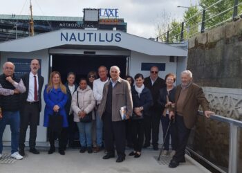 El visor submarino del puerto de Vigo acumula más de 7.000 visitas desde su apertura