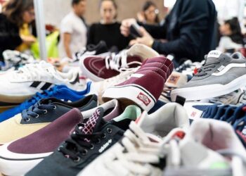 El polémico Flash Market Outlet regresa a Vigo con descuentos de hasta el 80%