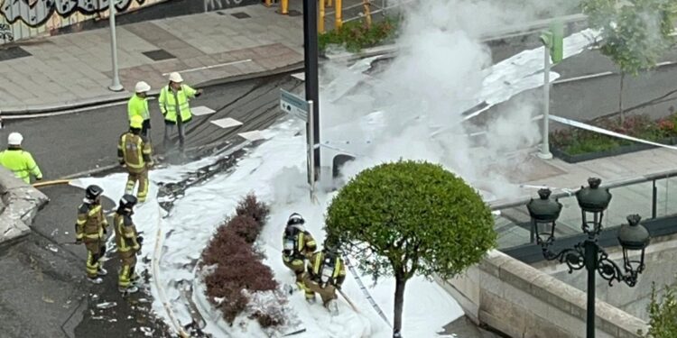Una avería en un cable subterráneo deja sin suministro eléctrico a Vialia Vigo y calles próximas