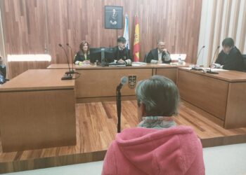 La acusada de prender varios fuegos en montes de Nigrán acepta 18 meses de cárcel y 2.700 euros de multa