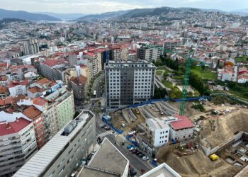Vigo ya elabora un censo de viviendas de la Sareb para ofrecerlas en alquiler a precios “asequibles”