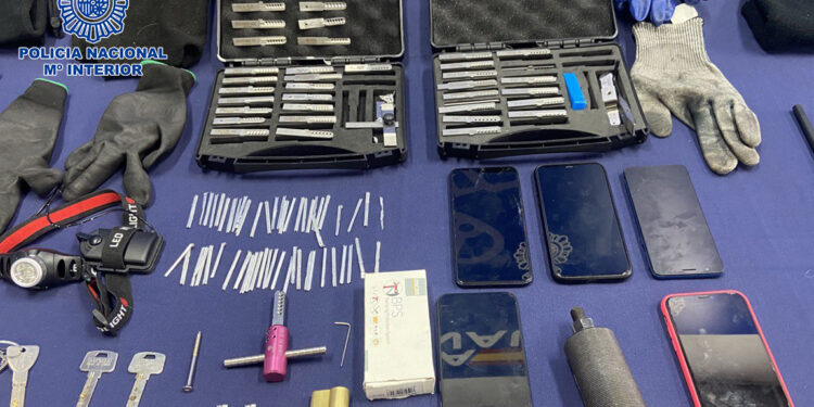 Cae una banda itinerante de butroneros tras robar joyas valoradas en 80.000 euros en Vigo