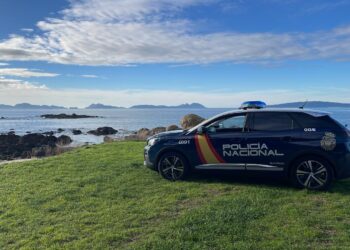 La Policía Nacional registra una empresa de asistencia sanitaria en Vigo y la denuncia por “explotación laboral”