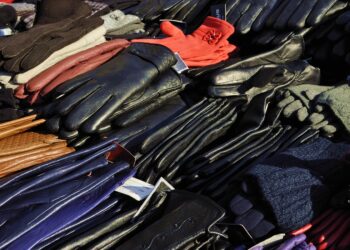 La Xunta no suspende el Flash Market Outlet Vigo pero amenaza a la organización con sanciones