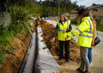 La nueva senda peatonal entre Oleiros y Leirado, en Salvaterra, estará finalizada a final de año