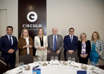 almuerzo-coloquio El Vigo que Viene: La ciudad del futuro construida entre todos, organizado por el Círculo de Empresarios de Galicia en el marco del "Ciclo elecciones municipales 2023"