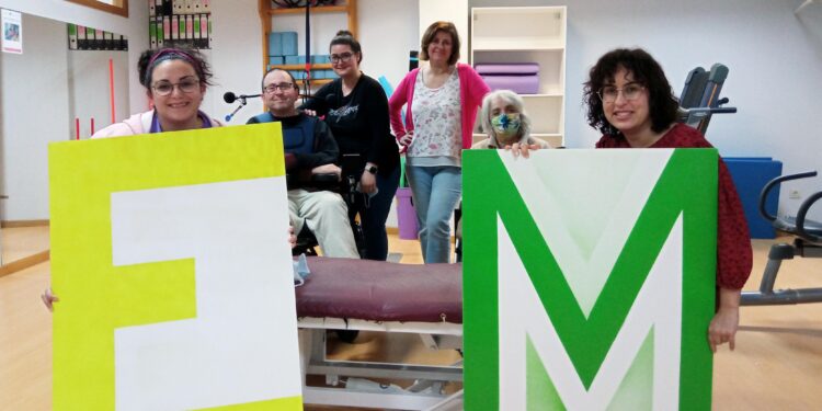 Avempo reivindica en Vigo mayor apoyo, investigación y visibilidad para la esclerosis múltiple