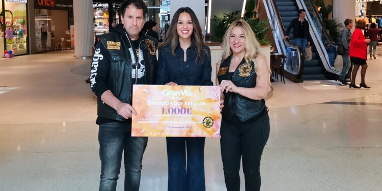 El éxito de ‘Dumbo. El Musical’ en Vigo recauda 1.000 euros contra el acoso infantil