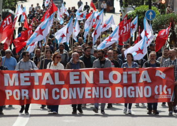 Cientos de personas protestan en Vigo por la “parálisis” en las negociaciones del convenio del metal