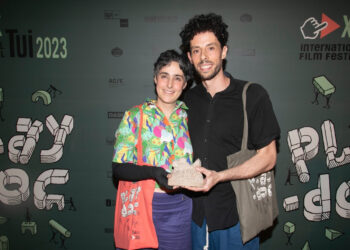 La película ‘Al amparo del cielo’, del chileno Diego Acosta, gana el Premio Play-Doc 2023