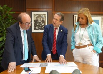 Iceta garantiza la Biblioteca del Estado en Vigo porque es “una deuda” pero admite: “No será mañana”