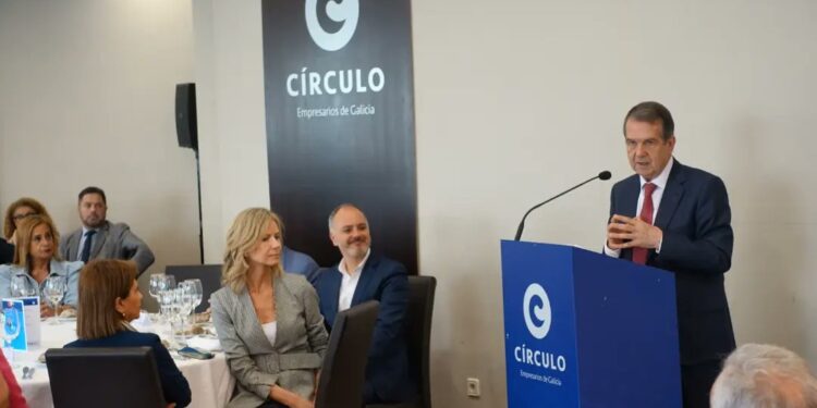 Caballero reivindica el modelo Vigo y reitera que está recibiendo todos los fondos europeos que solicita