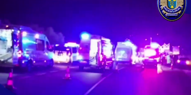 Seis personas evacuadas tras una colisión múltiple en Redondela