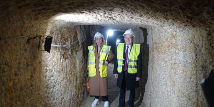 El túnel de O Castro abre para visitas guiadas gratuitas: podrán entrar grupos de diez personas