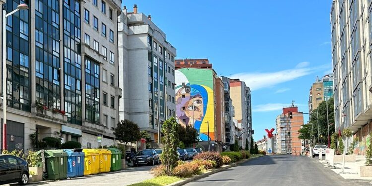 El Concello de Vigo reabre toda la calle Aragón tras apurar las obras en horario nocturno