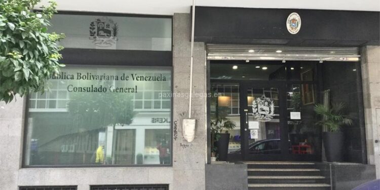 La cola del consulado