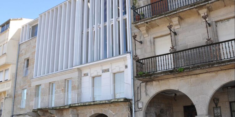 Os cursos de verán do Centro de Linguas trasládanse ao edificio Redeiras