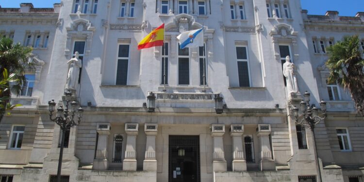 El TSXG reconoce el derecho a la conciliación de un bombero y obliga a la Xunta a moverlo de turno y puesto