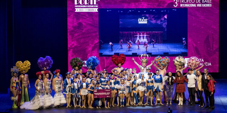 La escuela Galicia En Danza, de Baiona, se alza con el premio Vigo Porté 2023