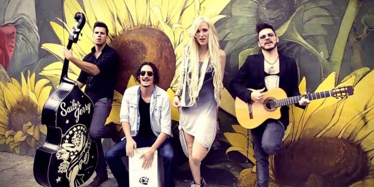 La banda Jenny and The Mexicats trae su ‘Fiesta Ancestral’ a Vigo por San Juan