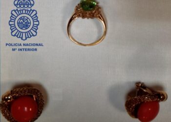 Detenido un trabajador de una residencia de mayores de Vigo por robar joyas a una usuaria