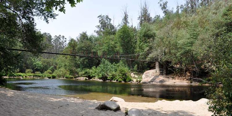 puente colgante de Soutomaior