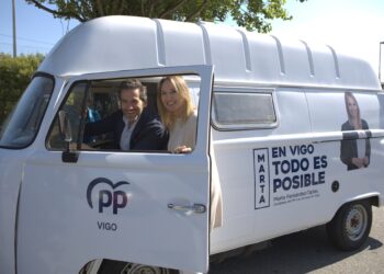 Borja Sémper arropa a Tapias en Vigo y apela a “cambiar la política” en España en estas elecciones
