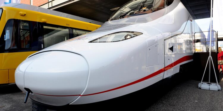 El Gobierno dice que “hay que esperar”: concretará la llegada de los Avril a Galicia cuando haya “garantías”