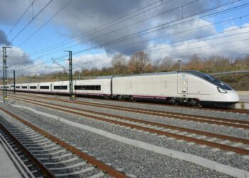 Talgo anuncia que los trenes Avril podrán circular en servicio comercial desde noviembre