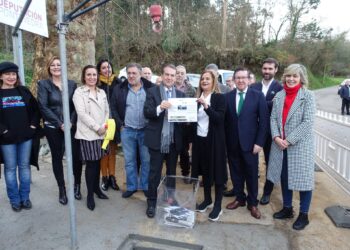 Se reanudan las obras en la Estrada Porto de Beade; las de Clara Campoamor terminarán en junio