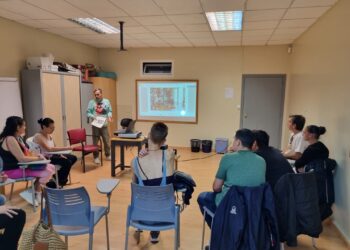 Los usuarios de Érguete crean en Vigo una marca de bolsos junto a La Canalla