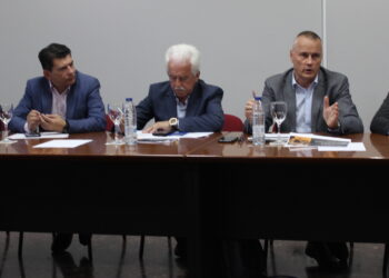 La CEP condena la «coacción» durante la negociación colectiva y advierte: se detendrán las negociaciones