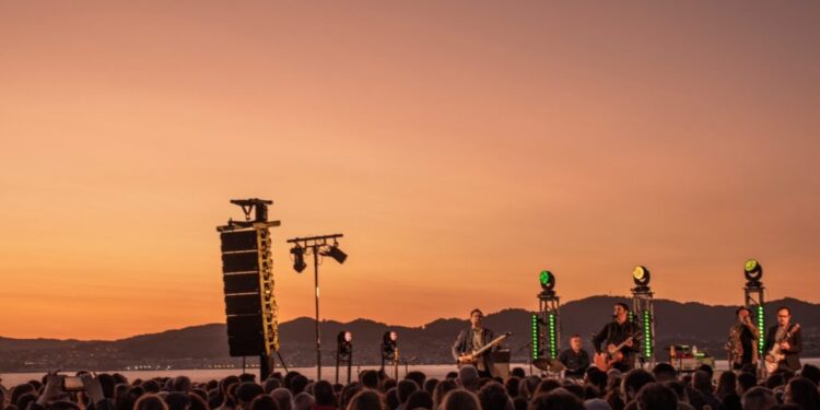 Curtis Harding, un dos artistas estrela do Festival TerraCeo, esgota todas as entradas