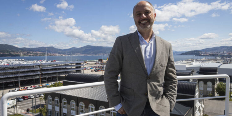 Regades se despide de la Zona Franca de Vigo con el “orgullo” de haberla “acercado a la ciudad”