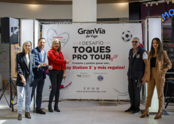 Una Play Station para quien dé más toques a un balón en el Centro Comercial Gran Vía de Vigo