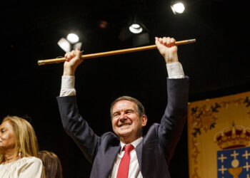 Caballero, proclamado alcalde por quinta vez consecutiva: “Toda España quere ser Vigo”