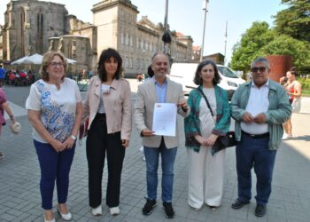 El PSdeG de la provincia pide dos debates entre su candidato, David Regades, y la del PP, Ana Pastor