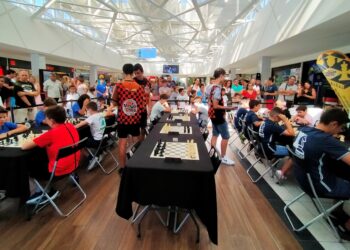 Vialia Vigo acoge la fase eliminatoria del torneo de ajedrez Tic Tac Chess