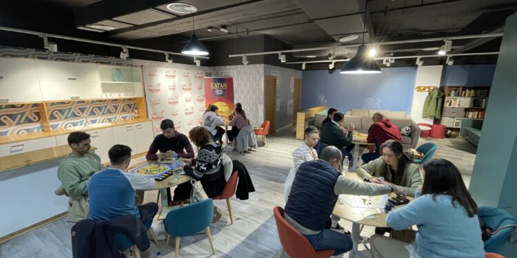Vigo acoge un torneo gratuito de Catan que da acceso a la final del campeonato nacional