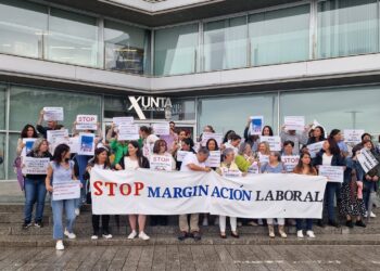 Personal de centros sociocomunitarios de la Xunta denuncia en Vigo su situación de “marginación”