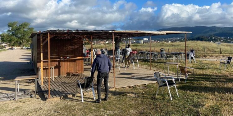 Cifra récord para explotar un chiringuito municipal en Nigrán: 8.500 euros al mes en Praia América