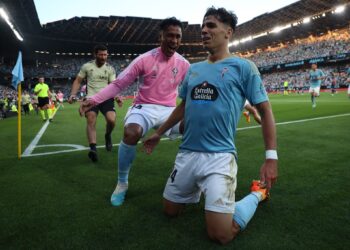Gabri Veiga regala su magia a Balaídos para salvar al Celta