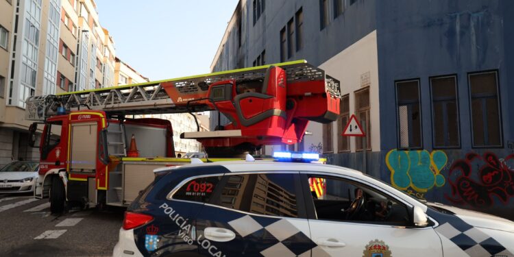 Enésimo incendio en la misma nave abandonada de Beiramar